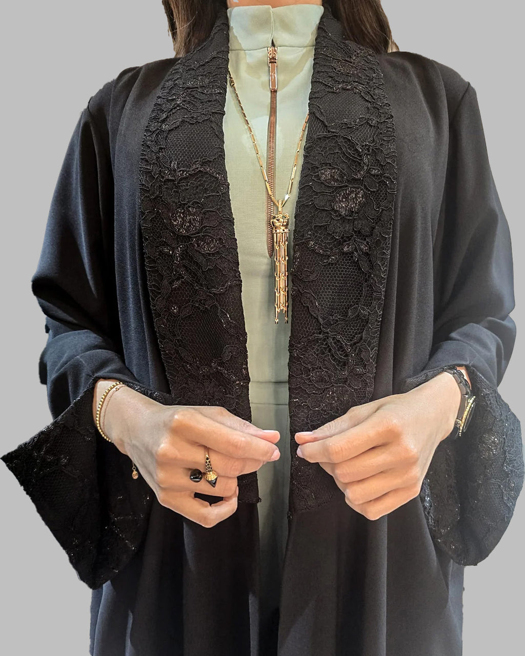 Lacey Collar Abaya