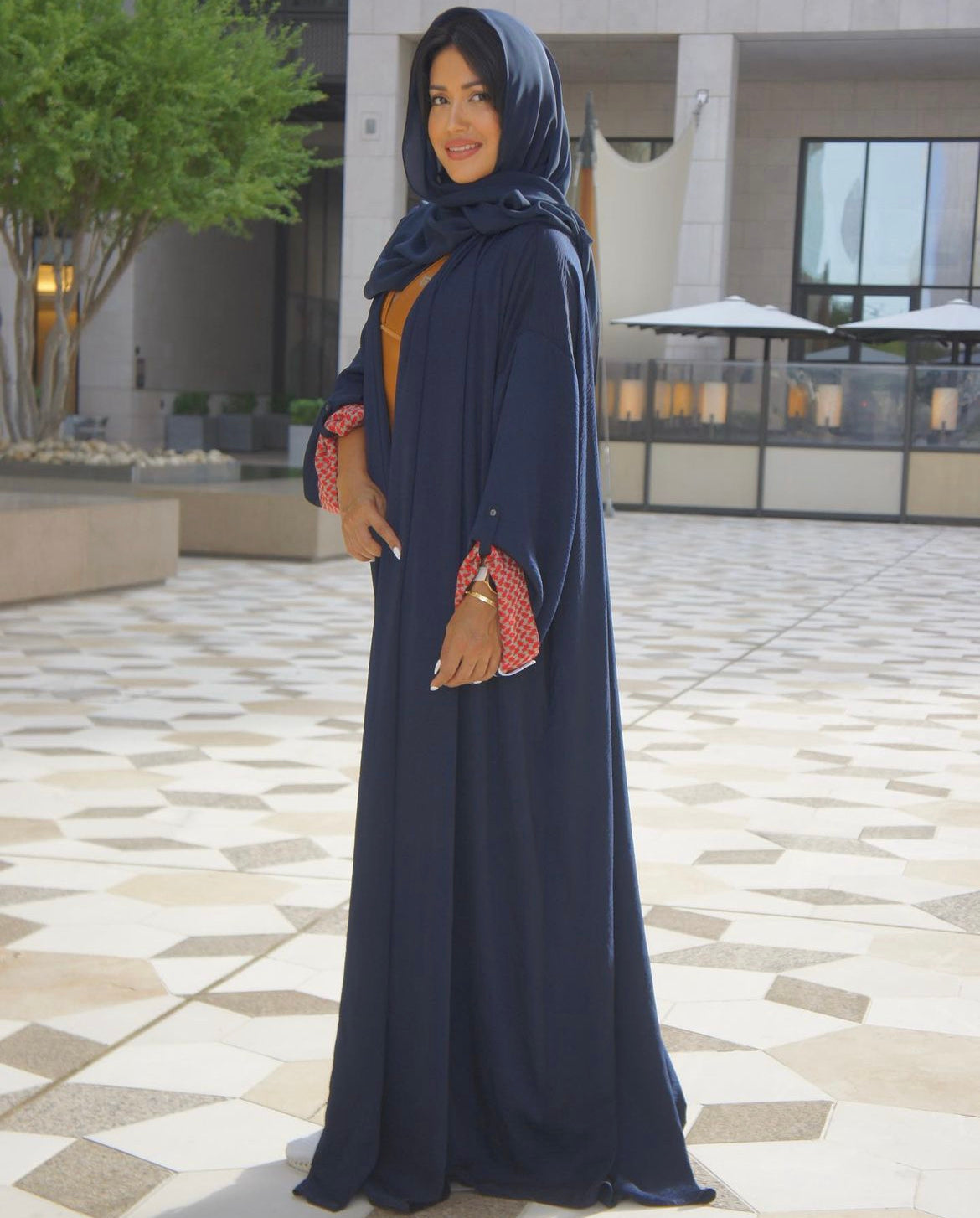 Urban Khaleej in Navy Blue
